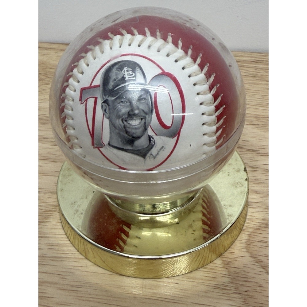 MAKING HISTORY MARK MCGWIRE 70 HOME‎ RUNS BASEBALL NEW SEALED
